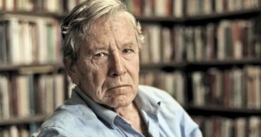 Scriitorul israelian Amos Oz a murit la vârsta de 79 de ani