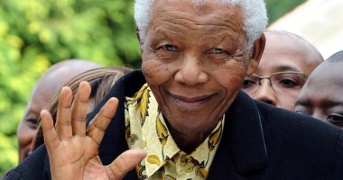 Stire din Actualitate : A murit Nelson Mandela, omul  care a schimbat cursul istoriei lumii