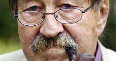 Stire din Cultură-Educație : A murit laureatul Premiului Nobel pentru Literatură