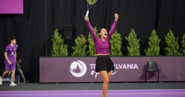 Stire din Sport : Ana Bogdan, calificată dramatic în sferturi la Transylvania Open