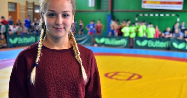 Stire din Sport : Andreea Ana, o luptătoare vicecampioană mondială și elevă eminentă!