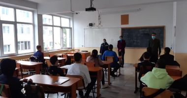 Stire din Eveniment : Posturi scoase la concurs din sursă externă, pentru prevenire antidrog, la Constanța