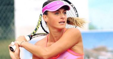 Stire din Sport : Tenis: Ana Bogdan, calificată în semifinalele turneului de la Dubai (ITF)
