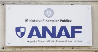 Stire din Actualitate : Falsi inspectori ANAF, activi în noi tentative de fraudă telefonică