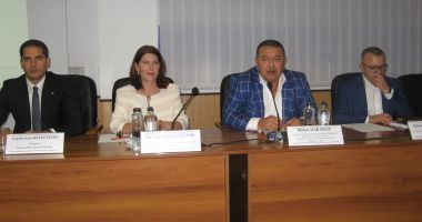 Stire din Economie : ANAF promite să-și schimbe năravul în relația cu plătitorii de taxe și impozite