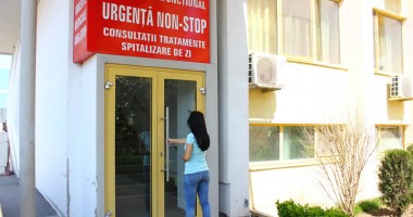 Stire din Sănătate : Analize și consultații medicale gratuite, la reumatolog