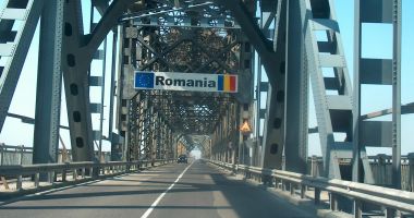 Stire din Social : ANAT protestează împotriva lucrărilor de reparații la poduri și șosele în sezonul estival