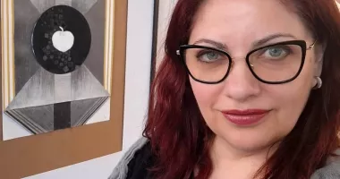 Stire din Cultură-Educație : Anca Pașa Deaconu transformă Noaptea Muzeelor într-un dialog între tradiție, artă experimentală și universul lui Brâncuși