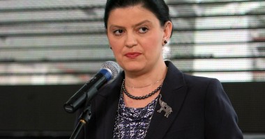 Stire din Politică-Administrație : "Ne prezentăm singuri la europarlamentare. Nu excludem dialogul cu PNL"