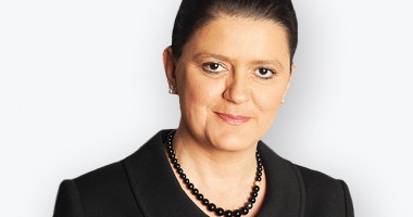 Stire din Politică-Administrație : "Ne prezentăm singuri la europarlamentare. Nu excludem dialogul cu PNL"