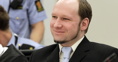 Stire din Actualitate : Norvegia, condamnată pentru tratament inuman în cazul teroristului Breivik