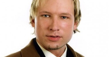 Stire din Actualitate : Ucigașul de pe insula Utoya, pus sub observare psihiatrică