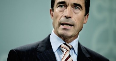 Stire din Actualitate : NATO: "Declarațiile  lui Medvedev, dezolante"