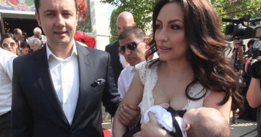 Stire din Monden : Andra și Cătălin Măruță se ciondănesc pe tema alimentației lui David