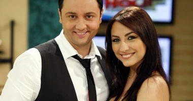 Stire din Monden : Un băiat pretinde că este fiul Andrei și al lui Măruță