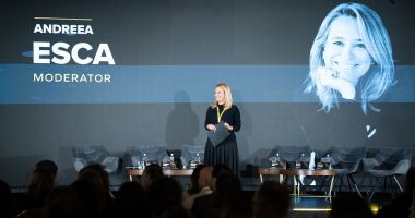 Stire din Cultură-Educație : Andreea Esca, moderatorul conferinței care aduce liderii pe scena Cazinoului constănțean