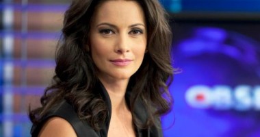 Stire din Monden : Andreea Berecleanu, secretul unui ten perfect