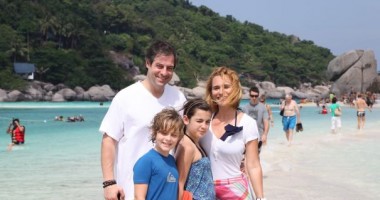 Stire din Monden : Andreea Esca, 12 ani de căsnicie