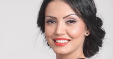 Stire din Monden : Andreea Mantea: "Ștefan  este primul bărbat pe care  l-am dus acasă"