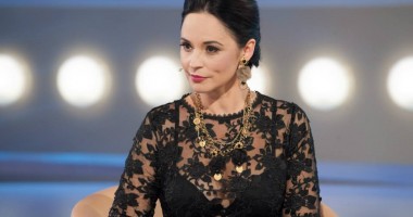 Stire din Monden : "Am învățat că nu trebuie să te urci pe cântar"