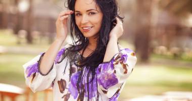 Stire din Monden : Andreea Marin: "Vom pleca dincolo de Ocean"