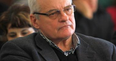 Stire din Sport : "S-au deschis casele de pariuri, dar noi nu putem să ne antrenăm!"