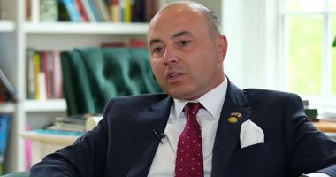 Stire din Actualitate : Când ar putea merge românii în SUA fără viză. Ambasador: „Dacă totul merge bine, anul viitor se va întâmpla și această minune”