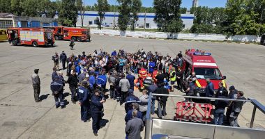 Stire din Social : Angajații CT BUS, instruiți de paramedicii ISU pentru a acționa în situații de urgență