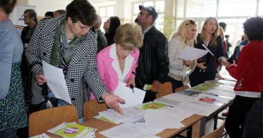 Stire din Social : CAUȚI UN LOC DE MUNCĂ? Marile companii fac angajări. Iată ce joburi sunt disponibile!