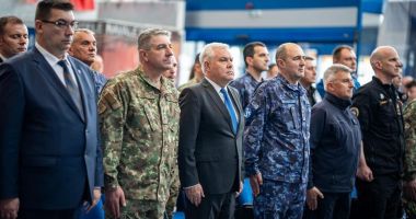 Stire din Eveniment : Angel Tîlvăr, vizită la Constanța cu ocazia deschiderii exercițiului multinațional Sea Shield 25