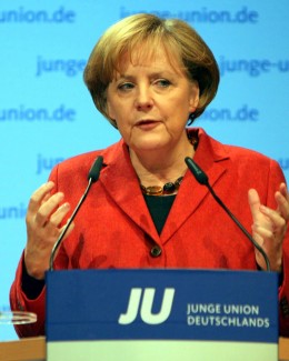 Stire din Actualitate : Angela Merkel:   "Criza nu va scoate nicio țară  din zona euro"