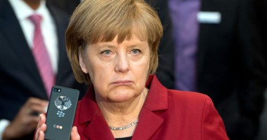 Stire din Actualitate : Angela Merkel compară NSA cu STASI