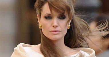 Stire din Life and Style : Dezvăluiri cutremurătoare ale Angelinei Jolie