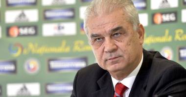 Stire din Sport : Anghel Iordănescu a anunțat stranierii pentru meciurile cu Finlanda și Feroe