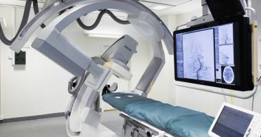Stire din Sănătate : "Angiograful este exclusiv pentru cercetare!"