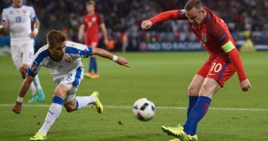 Galerie foto. Englezii nu au putut străpunge defensive slovacă - 2