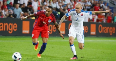 Galerie foto. Englezii nu au putut străpunge defensive slovacă - 3