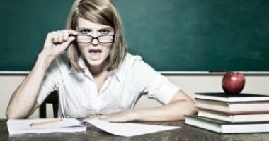 Stire din Cultură-Educație : Amenzi pentru profesori agresivi