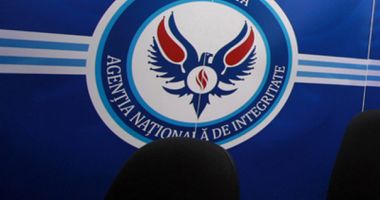 Stire din Politică-Administrație : Aleșii locali găsiți în conflict de interese, sancționați cu 10% din indemnizație. Iată câte luni