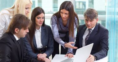 Stire din Social : Zeci de mii de români s-au angajat, în acest an, prin Agenția Națională pentru Ocuparea Forței de Muncă