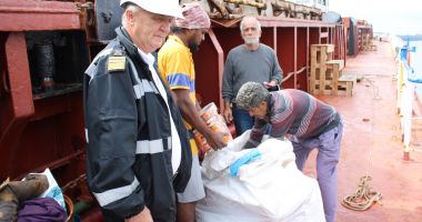 18 membri ai echipajului de pe nava BAY 10 aflată pe Dunăre au primit ajutor, din partea autorităților române - 4