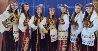 Stire din Cultură-Educație : Ziua Limbii Turce, marcată de UDTR, printr-un spectacol aniversar