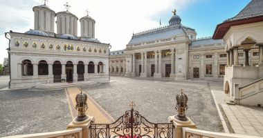 Stire din Actualitate : Patriarhia Română: "Învăţământul public trebuie ocrotit de ideologizare"
