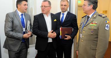 Stire din Social : Îngrijorător: în țara noastră, și animalele au dezvoltat rezistență la antibiotice!