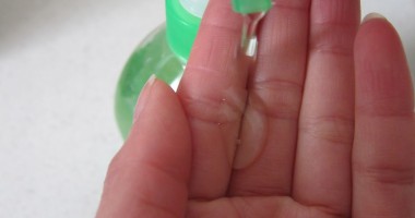 Stire din Sănătate : Cât de eficiente sunt soluțiile antibacteriene