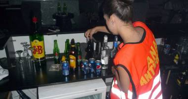 Stire din Economie : Antifrauda i-a rupt  cu amenzile pe cârciumarii din Capitală
