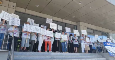 Luptă sindicală! Protest la Antifrauda Fiscală, grevă de avertisment la Autoritatea Vamală