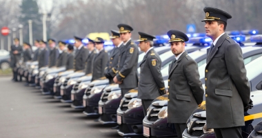 Stire din Economie : Antifrauda a controlat 208 service-uri auto și a aplicat 196 de amenzi