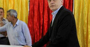 Stire din Politică-Administrație : "Am venit la vot din respect pentru acest drept fundamental"