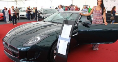 Galerie foto. Antonia a făcut furori la standul Exclusiv Auto de la Maritimo - 4